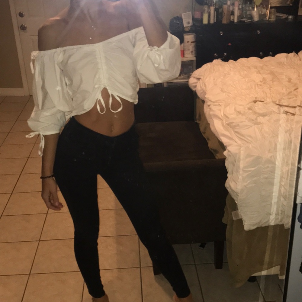 Ruched Cropped Blouse